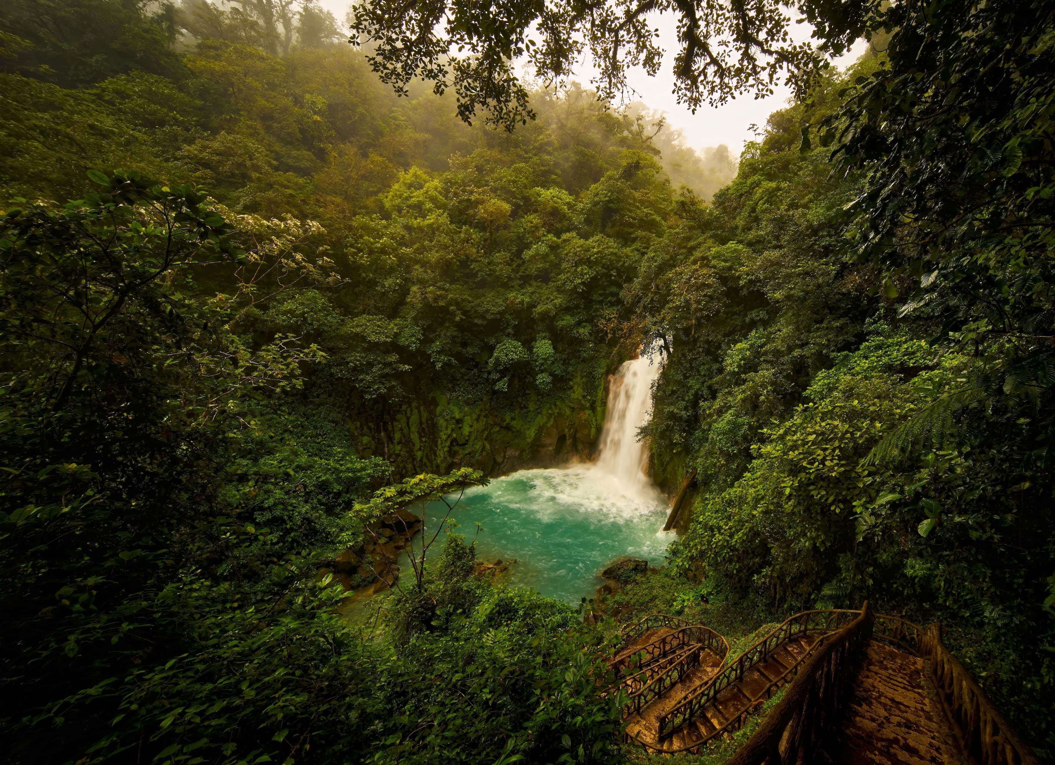 COSTA RICA NATURAL — San José & La Fortuna, Costa Rica
