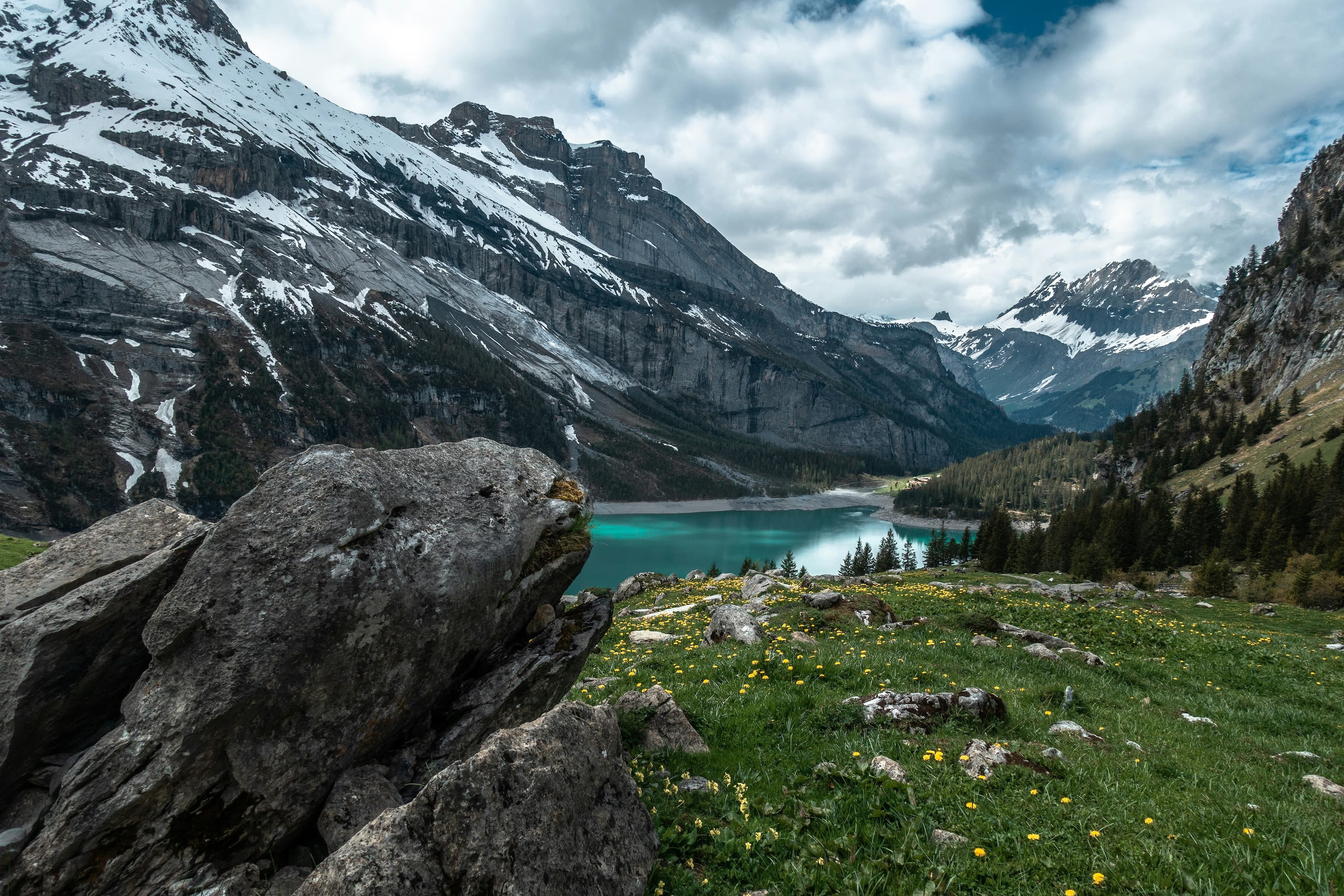 SUIZA MAGICA — Lyon, Annecy, Ginebra, Lausana, Friburgo, Berna, Zúrich, Vaduz, Schaffhausen, Lugano, Zermatt, Évian, Thonon les Bains, Francia, Suiza, Liechtenstein.