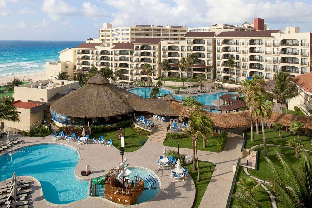 EMPORIO CANCÚN — Cancún, México